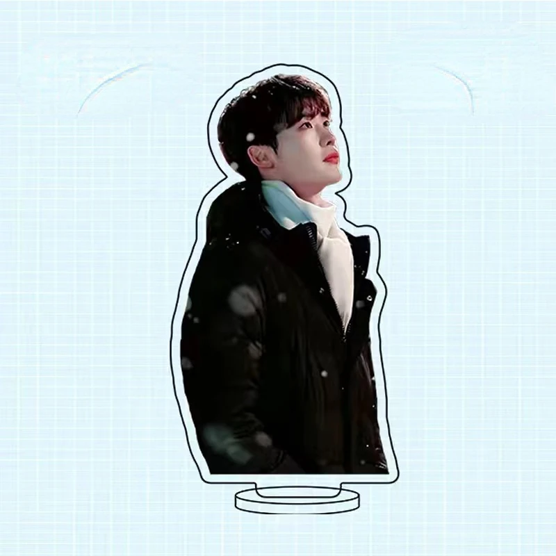 Korean Idol Lee Jong Suk Magaz - Modern Korean Lifestyle のレビューと価格