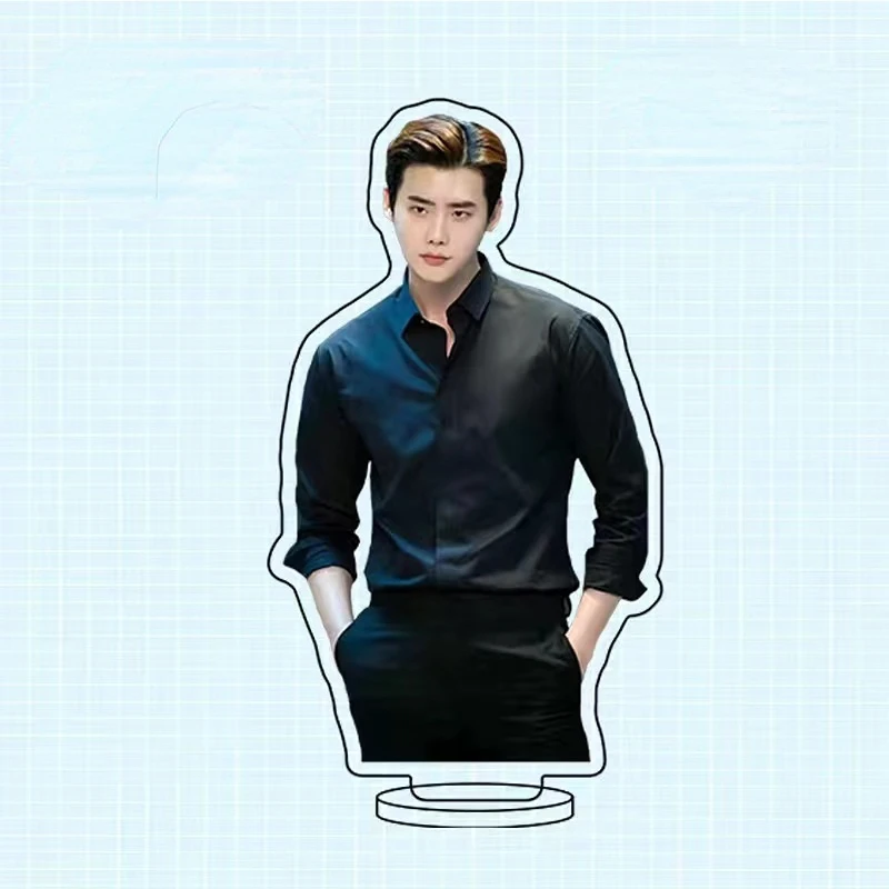 Korean Idol Lee Jong Suk Magaz - Modern Korean Lifestyle のレビューと価格