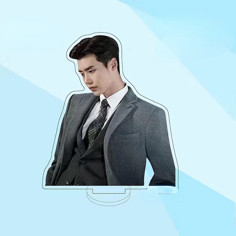 Korean Idol Lee Jong Suk Magaz - Modern Korean Lifestyle のレビューと価格